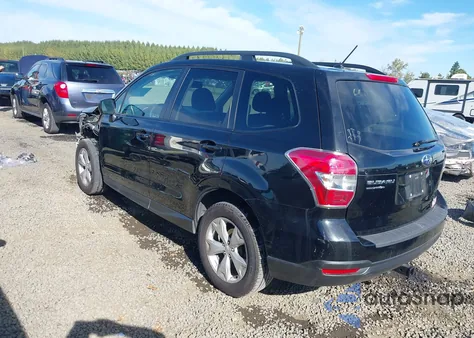 2015 Subaru Forester 2.5I Premium z USA, uszkodzony, nr VIN JF2SJADC4FH411154